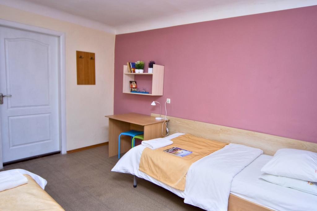 Hostel Podolski Plus Kyiv Room photo