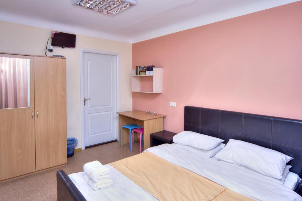 Hostel Podolski Plus Kyiv Room photo